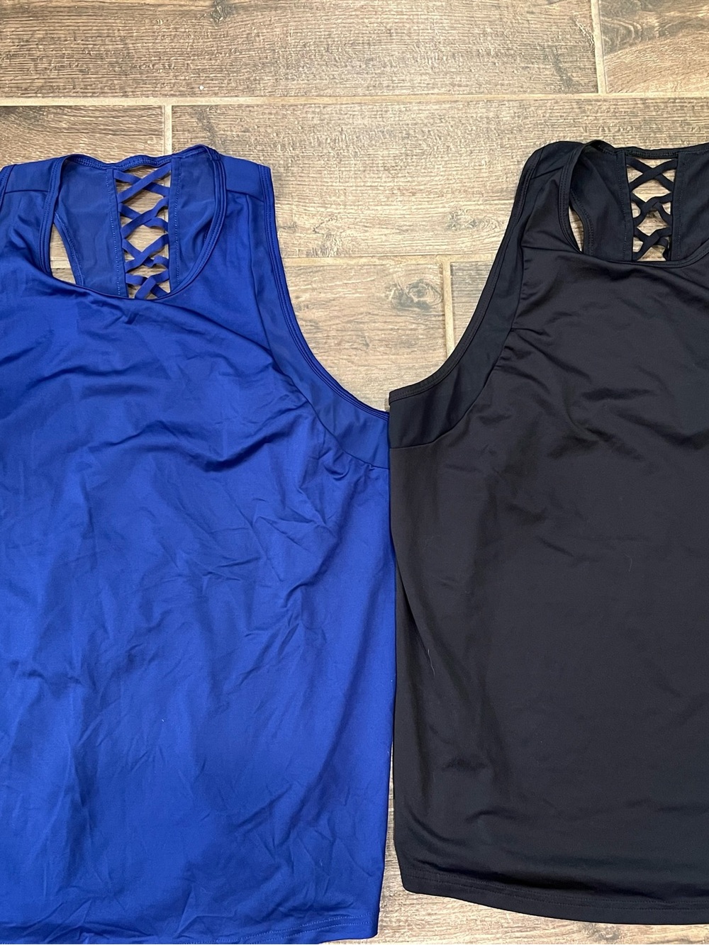 Women’s size XL Tank Top Bundle